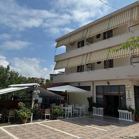 Eid Mar Hostel Vlore Exterior photo